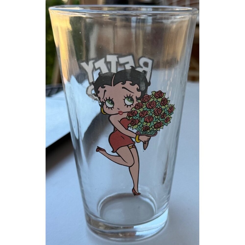 Set of 4 Betty Boop Classic Collectible 16 oz. Drinking Glasses 6" Tall (READ) - Picture 7 of 16